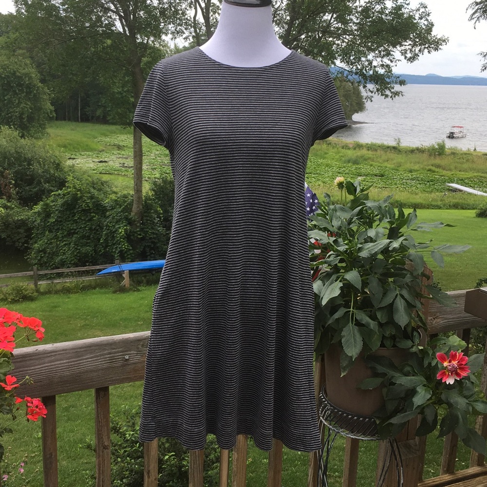 GAP Striped Dress - Picture 3 of 12